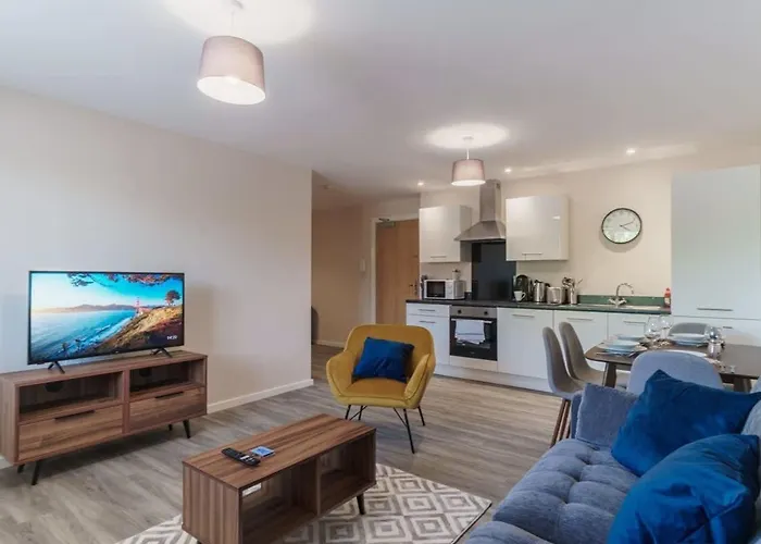 Spacious & Bright 2 Bed Apartment Manchester